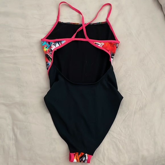 TYR one piece - Picture 2 of 2